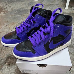 Womens purple jordan mid